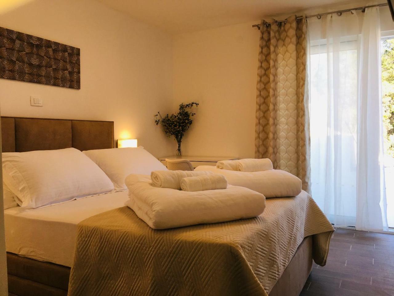 Holiday Hvar Lux Basina Luaran gambar